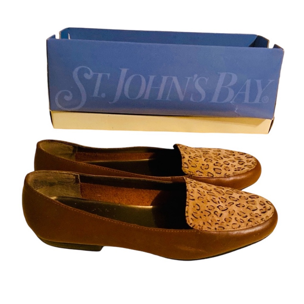 St Johns Bay leather flats